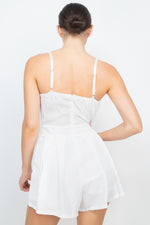 Load image into Gallery viewer, Weekend Stroll in Classy White
