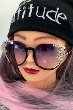 Load image into Gallery viewer, Unique &quot;Bossy&quot; Bling Rim Sunglasses
