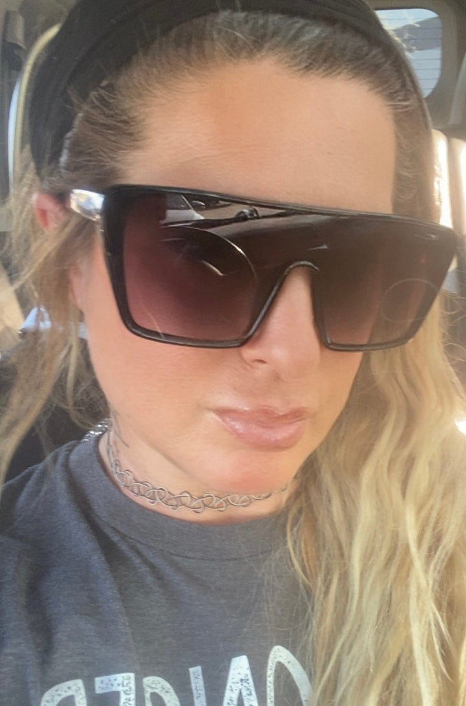 'Simplify" Classic Sunglasses
