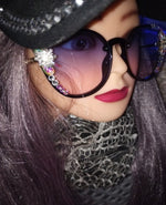 Load image into Gallery viewer, Unique &quot;Bossy&quot; Bling Rim Sunglasses

